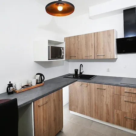 Apartment 100-sio *
